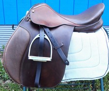 COLLEGIATE English/Jump Saddle - 18" Seat - GREAT  Cross Country
