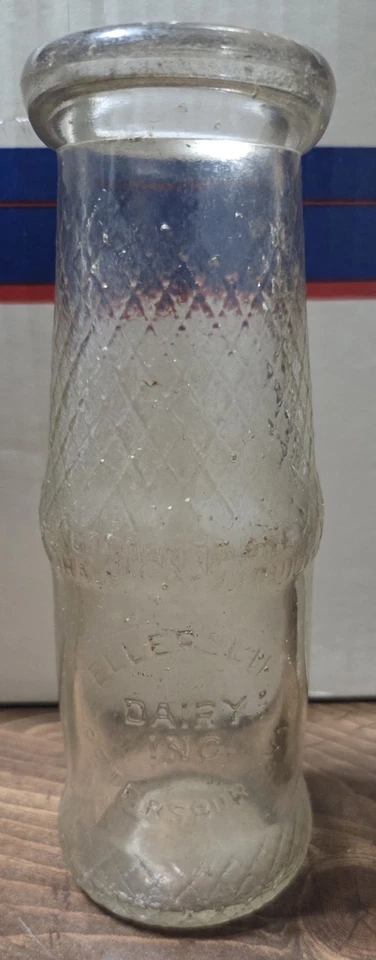 Vintage One Half Pint Milk Bottle from Ellerslie Dairy Inc - Petersburg, VA - Image 4 of 4