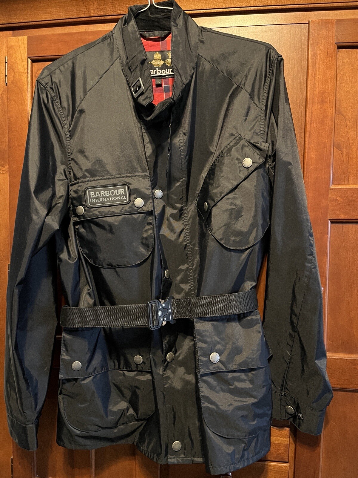 BARBOUR MENS LARGE INTERNATIONAL JACKET - MCA0086BK11 BLACK NYLON SILVER SNAPS
