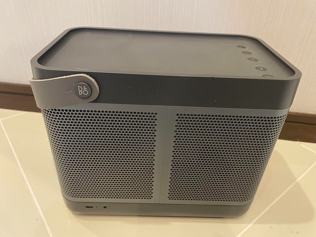 Bang & Olufsen Beolit 17 Bluetooth Wireless Speaker Bang & Olufsen Beolit 17 Bluetooth Wireless Speaker
