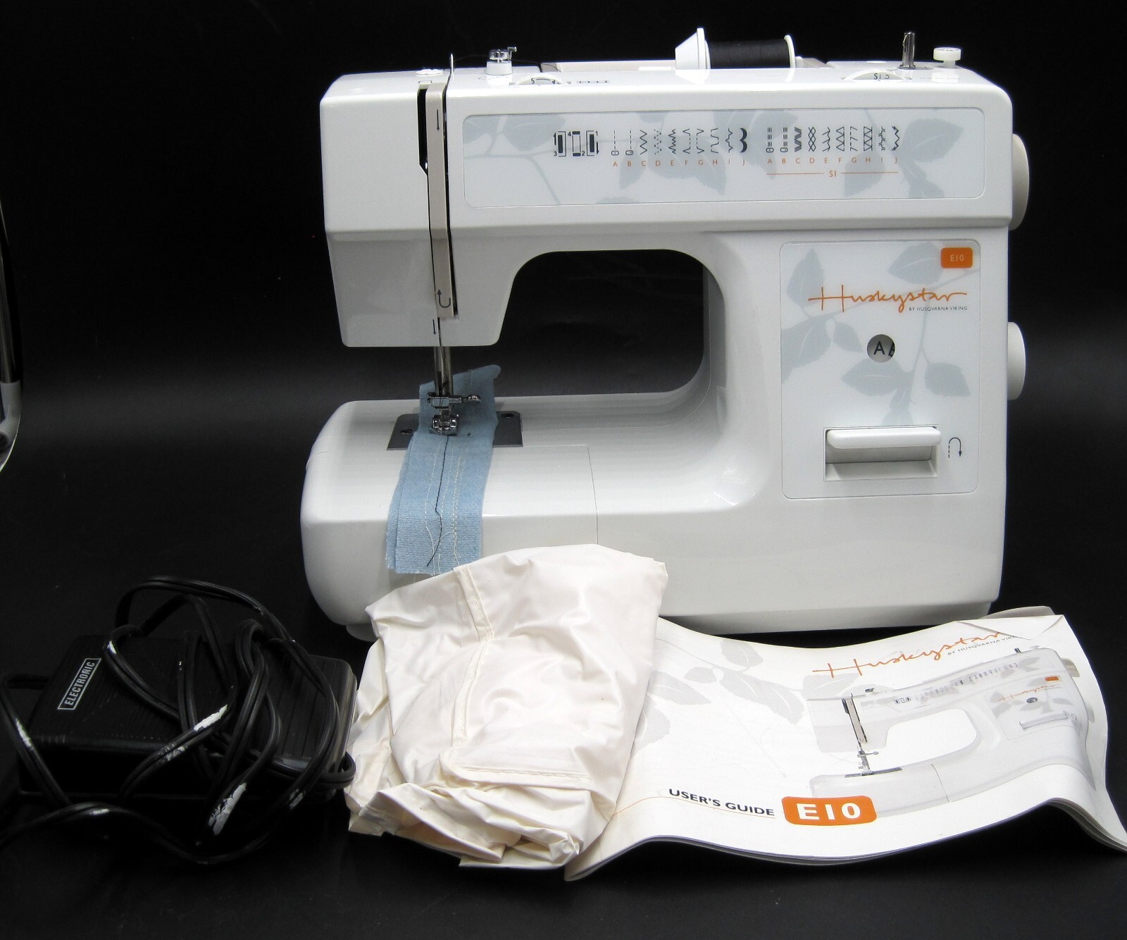Viking Husqvarna E10 Huskystar Sewing Machine W/Cover, Manual