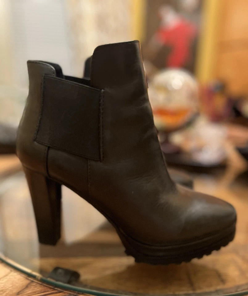 Botines Chelsea de tacón alto Allsaints Sarris para mujer de cuero negro talla 39 (US 8) Foto 2 de 4