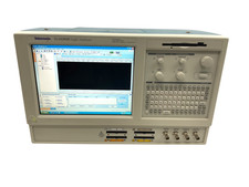 Tektronix TLA5202B Logic Analyzer 68 Channel 2GHz Deep Timing MaginVu System