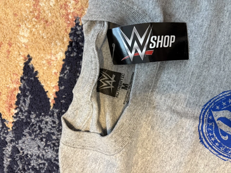 WWE Wrestlemania 2018 Partido Oficial AJ x Nakamura Talla M Foto 2 de 4