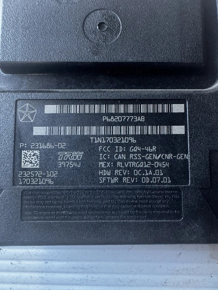 RAM 3500 2013 receptor de cubo Mopar genuino 68207773AB fabricante original Foto 2 de 3