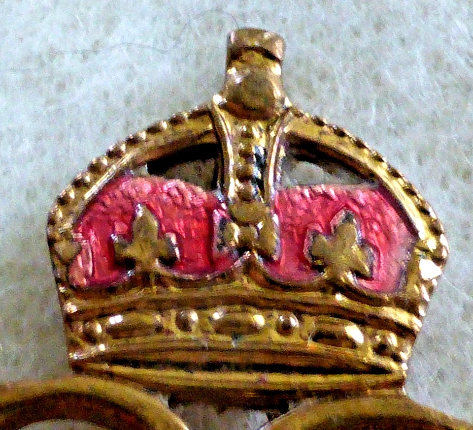 Great Vintage George VI Cypher Coronation Gilt and Enamel Brooch 1937. - Image 3 of 4