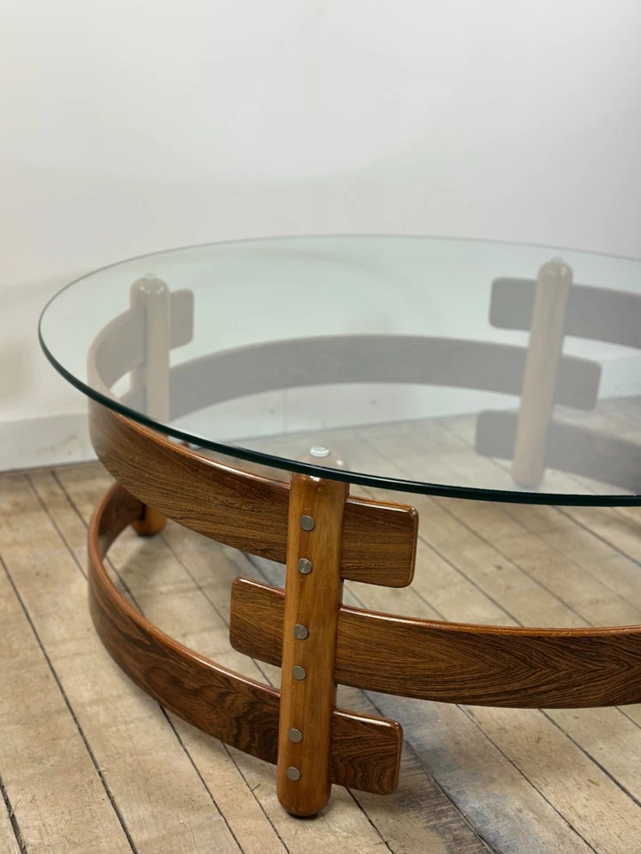 Table basse ronde scandinave en teck 1970 - Photo 3/4