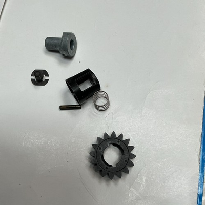 #ad Briggs And Stratton Spring Kit 495877 $19.00