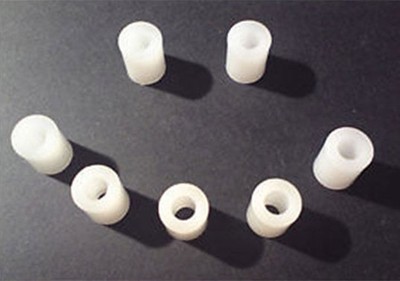 10 Stück Packung M6 x 15mm o//D 20mm lang Nylon Abstandshalter//Abstandsbolzen