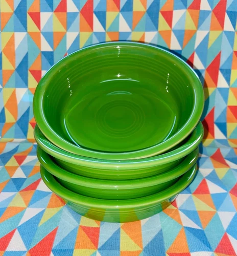 FIESTA 4 NEW SHAMROCK GREEN retired 7” medium BOWLS 19 oz Fiestaware FREE SHIP