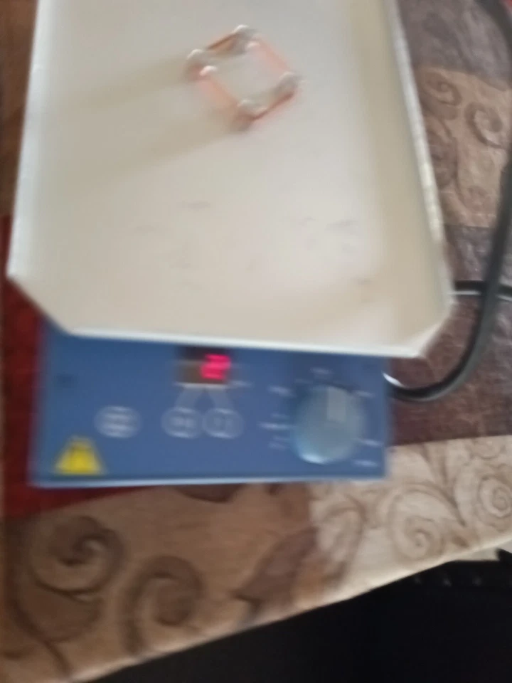 Agitador orbital microplaca IKA modelo MTS 2/4 D S1 Foto 2 de 4