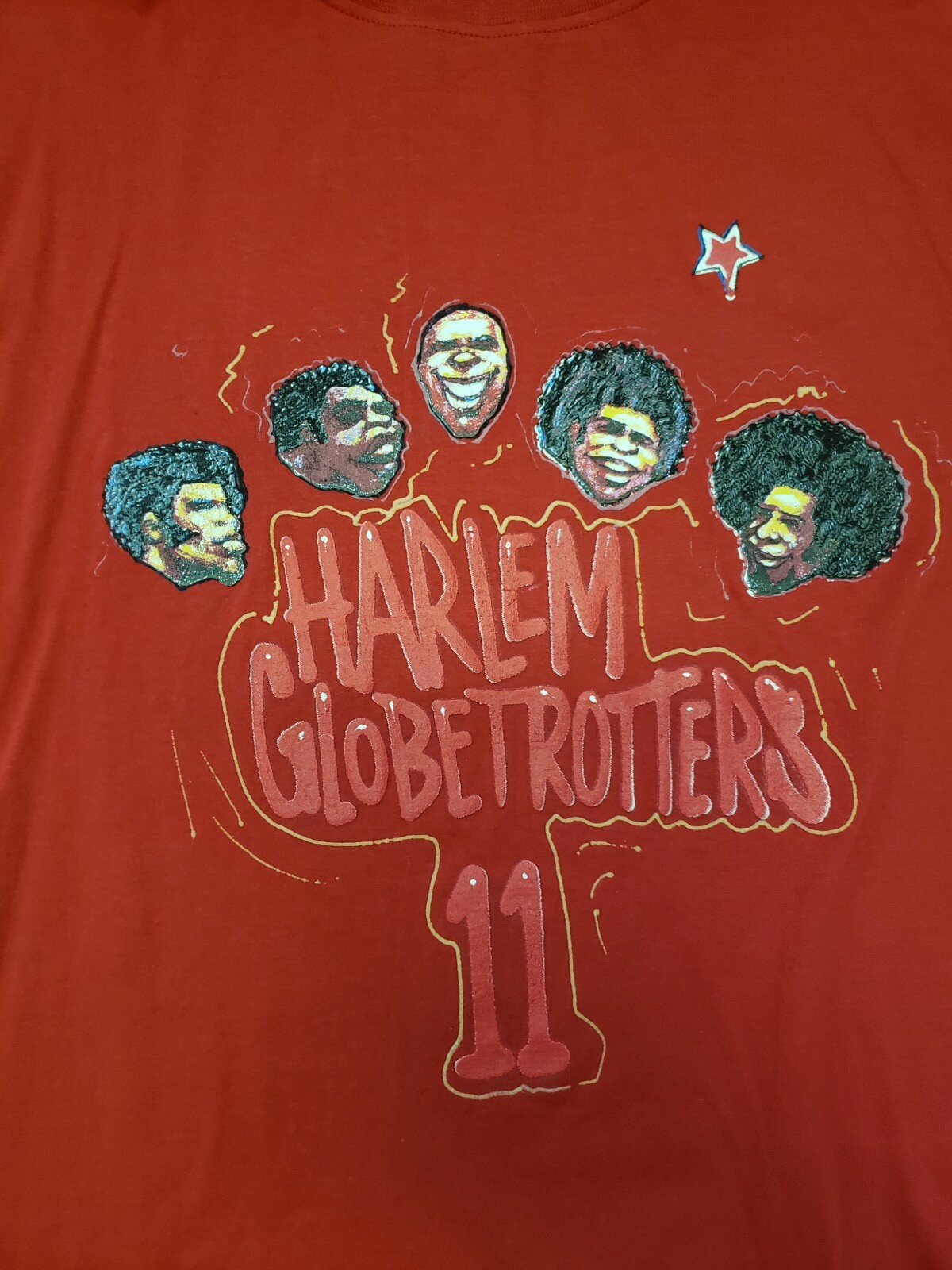 Vintage Limited Edition Platinum Fubu Harlem Globetrotters T-shirt sz Large RARE image 2