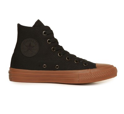 black converse junior size 4