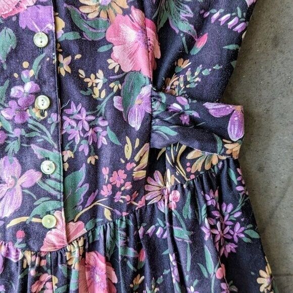 Vintage D.B.Y. Ltd Dark Pink Floral Collar Button Front Midi Vintage D.B.Y. Ltd Dark Pink Floral Collar Button Front Midi