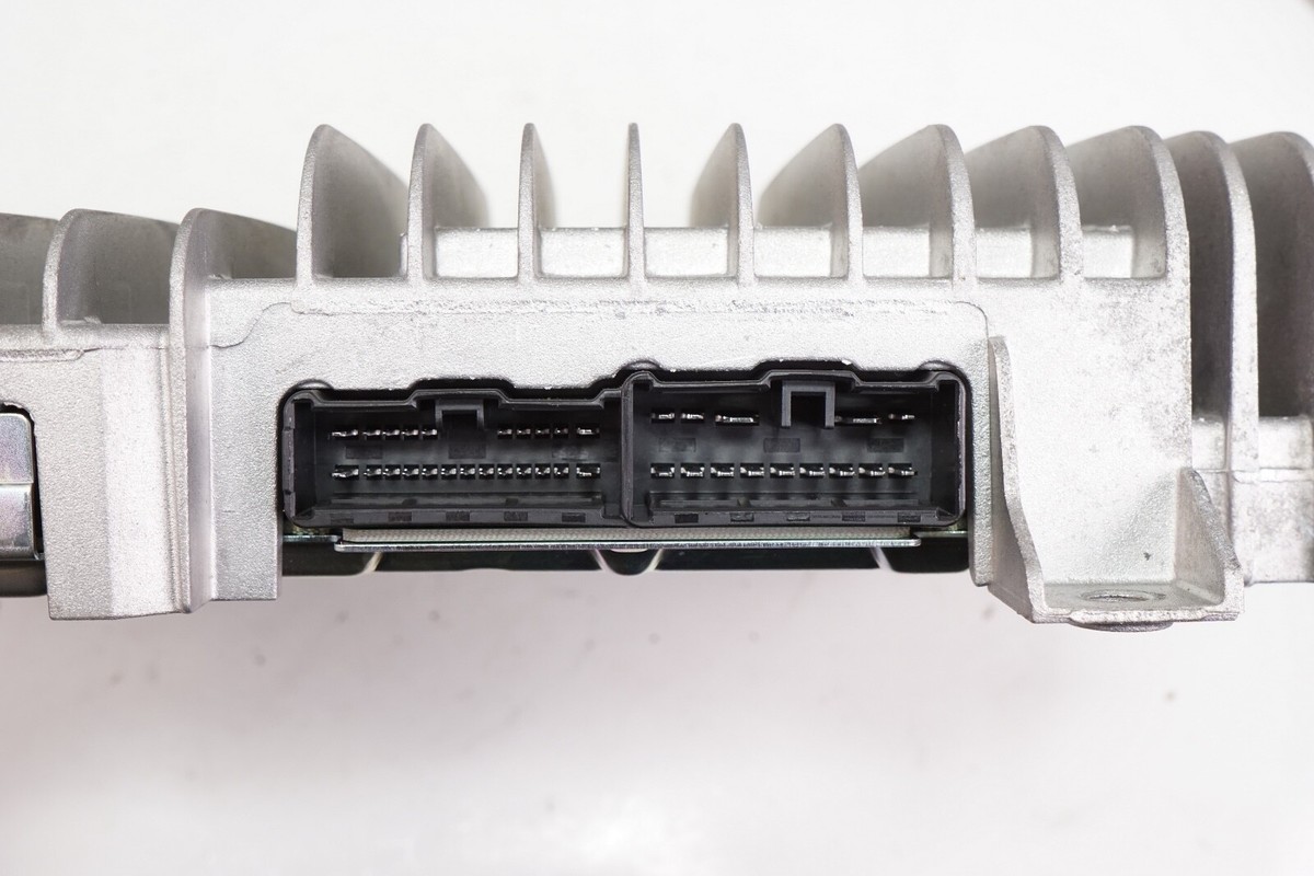 BOSE - miln NISSAN MURANO CONVERTIBLE Amplifier AMP Audio BOSE OEM 2011