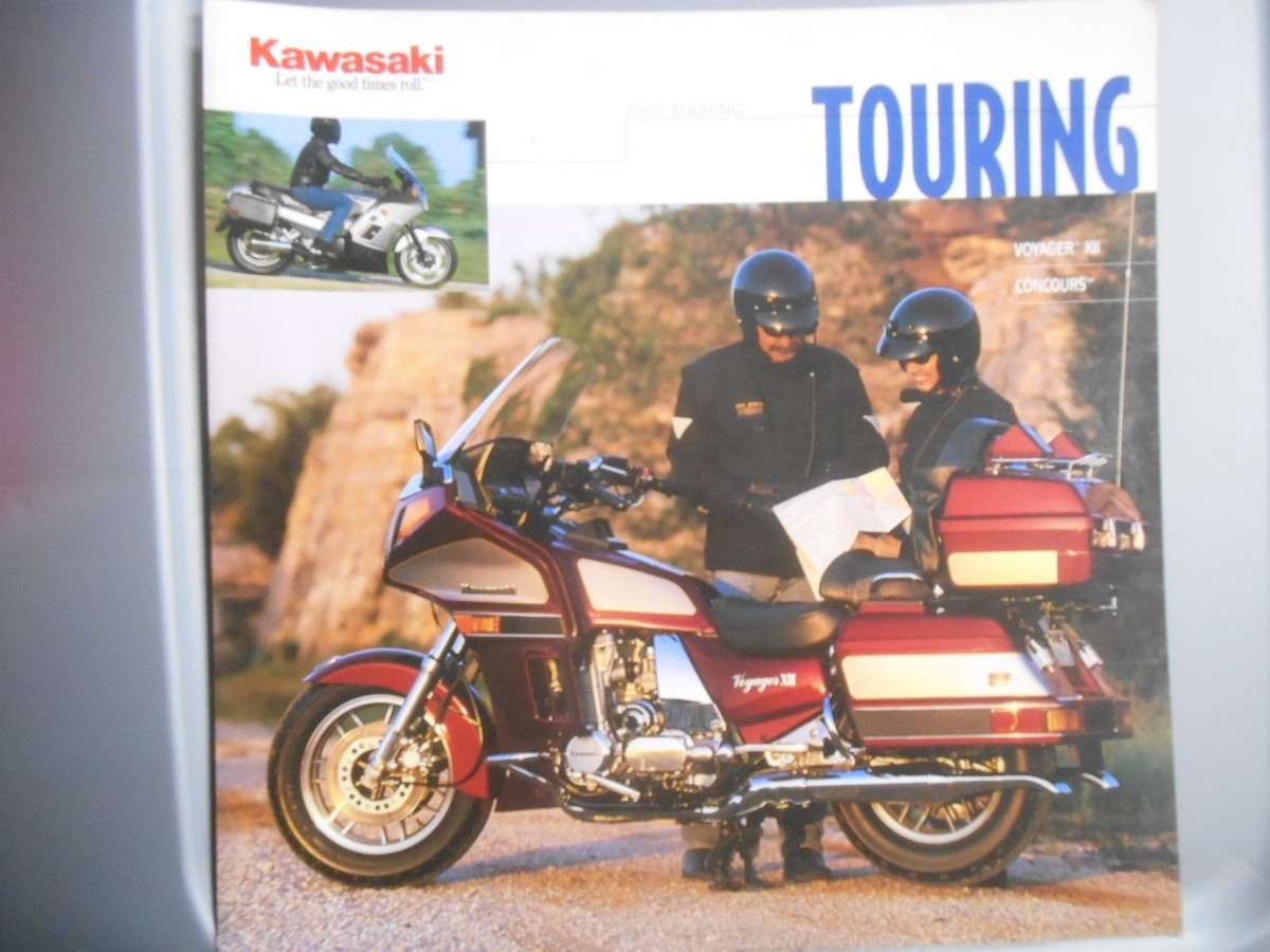 Kawasaki Features & Specification Brochure Chart 2000 Touring
