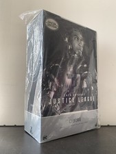 Hot Toys TMS057B Justice League Cyborg - Special Edition