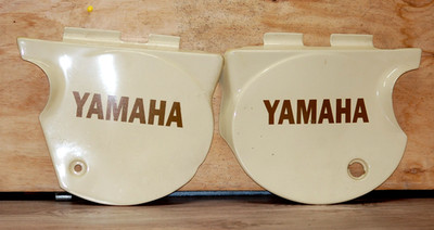2 Seitendeckel PVC Yamaha XT TT 500 1U6 1 Paar Rechts&Links USED  BLOW OUT SALE
