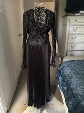 L'IDEE Opera Formal Gown Noir Long Sleeve Designer Cocktail Dress Pleated 10-12