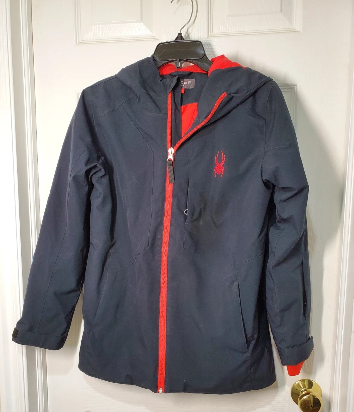 Spyder Women’s Insulated Ski Jacket Size L Black Red Hooded Ski Coat