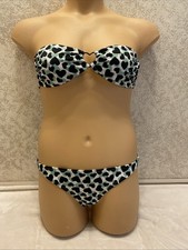 Victoria's Secret Bikini. Purple Heart Print With Metal Heart Detail.Size L/M