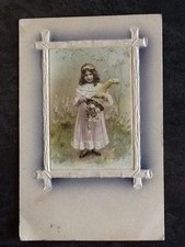 CP RELIEF FRAME PRETTY LITTLE GIRL ELEGANT HORN OF PLENTY FLOWERS - 37162