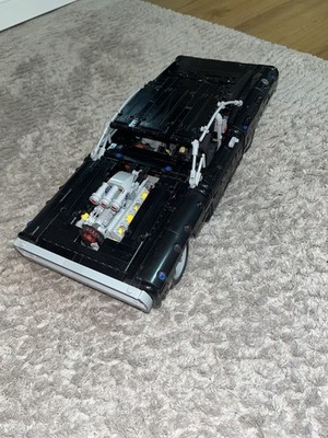 Lego Technic Dodge Charger 42111