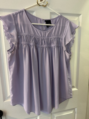 TWO Flowy Tops Solid Lavender & White Flounce Sleeve Blouse Women XL