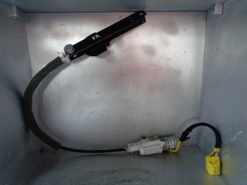 VW Touareg 7L 5.0 V10 Gurtversteller vorne rechts Valeo 404841