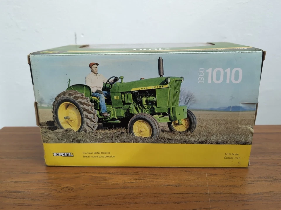 1/16 Ertl Farm Toy John Deere 1960 1010 Tractor Wide Front Tractor  - Image 3 of 3