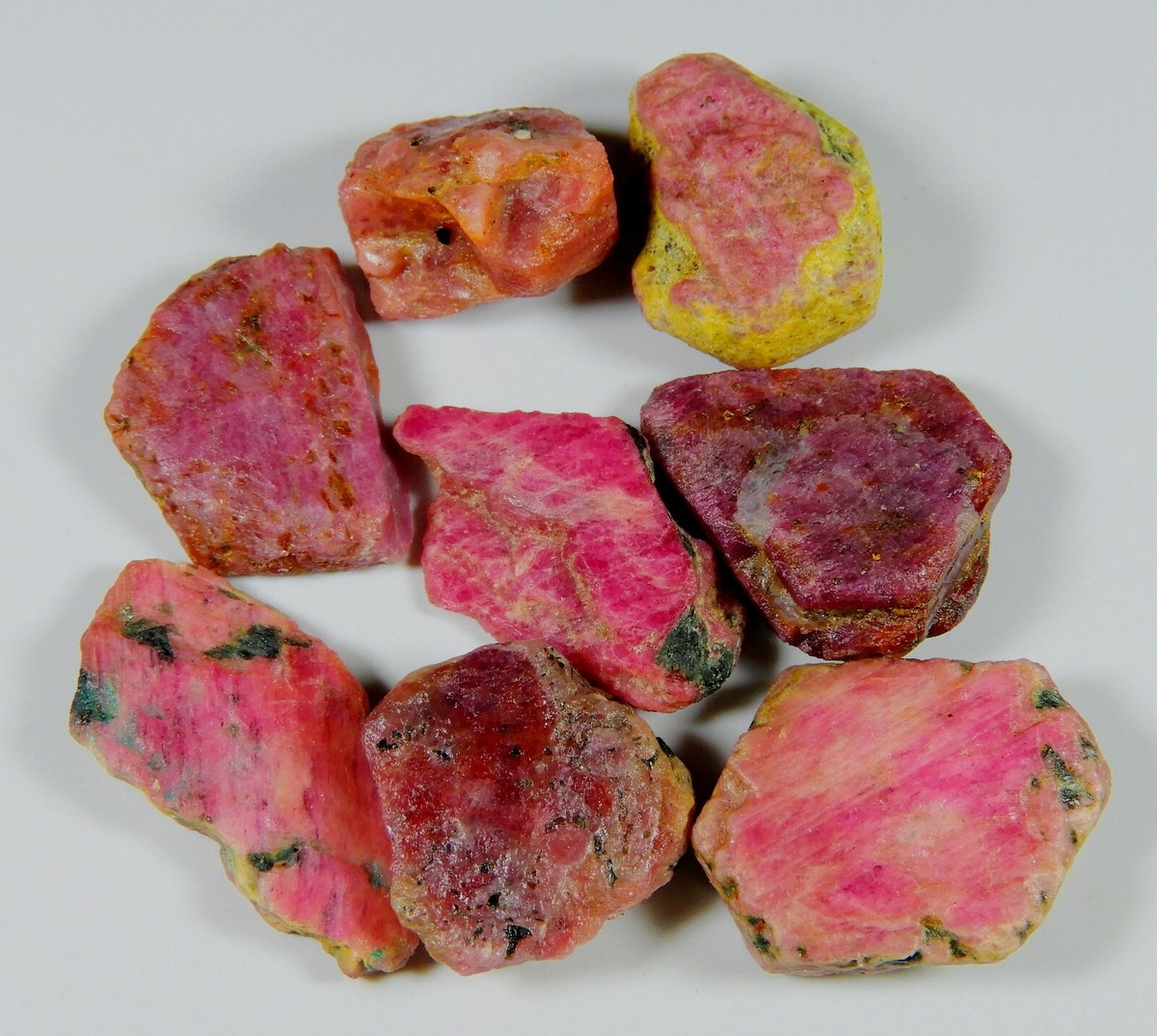 261 Ct BULK LOT 100% Natural Ruby Sapphire Corundum Rock Rough