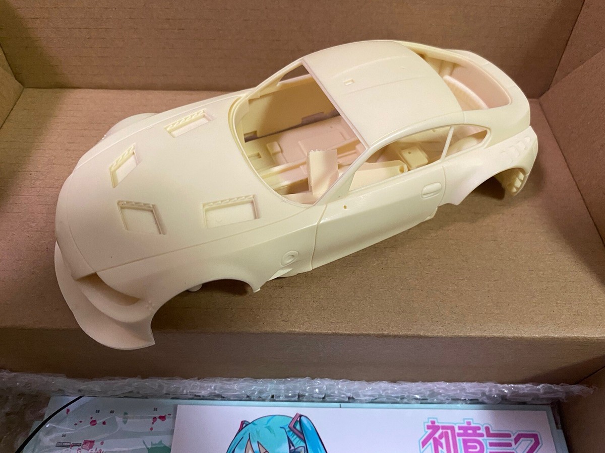 1/24 Kitbox Pzy Model Encore Hatsune Miku BMW Z4 GT3 GLAO 1/24 Kitbox Pzy Model Encore Hatsune Miku BMW Z4 GT3 GLAO