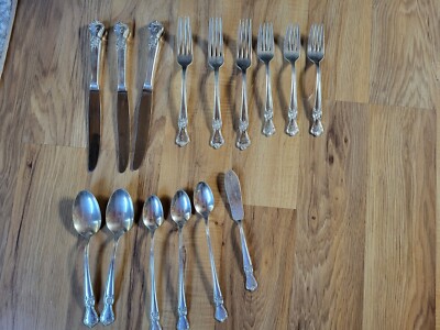 Vintage Old Company Plate Rose Service Signature Series Monogram L  Silverware