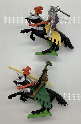 Britains Deetail Toy Soldiers 19 Knights & Castle | eBay