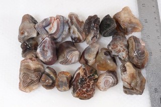 Africa Botswana Agate Lapidary 1 lb 4 oz tumble rough lot #i