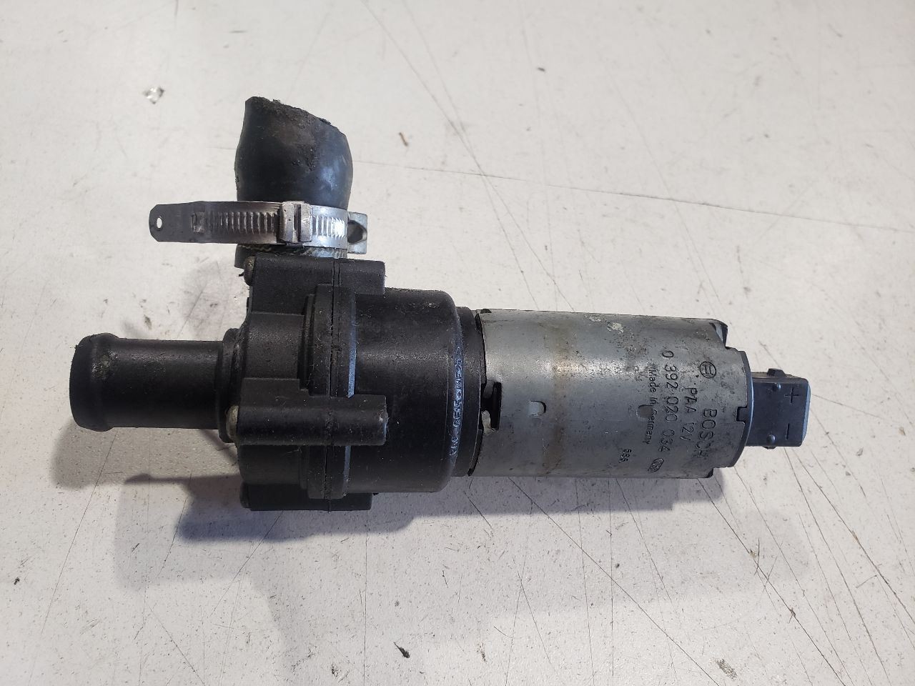 Auxiliary Water Pump - 2006 Maserati Quattroporte 4.2L M139 - OEM 0392020034