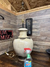 BIG 40" CRACKLED FINISH TABLE LAMP WITH BRONZE ACCENTS, very nice looking lamp