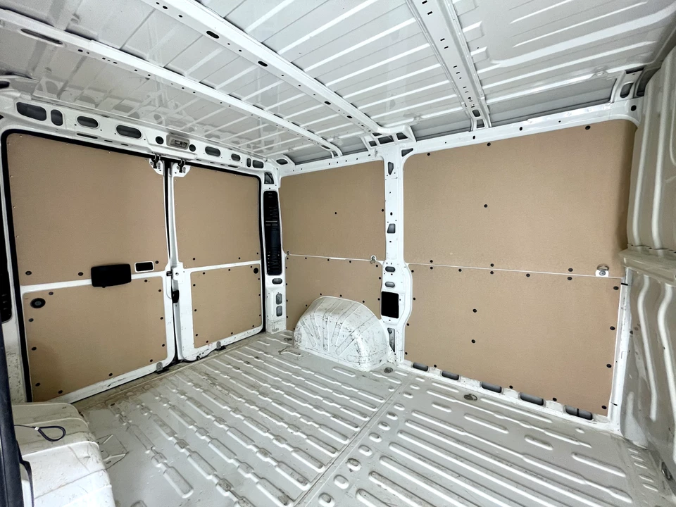 Pannelli di rivestimento laterale vano di carico Ducato Jumper Boxer L1 H1 - Immagine 4 di 4