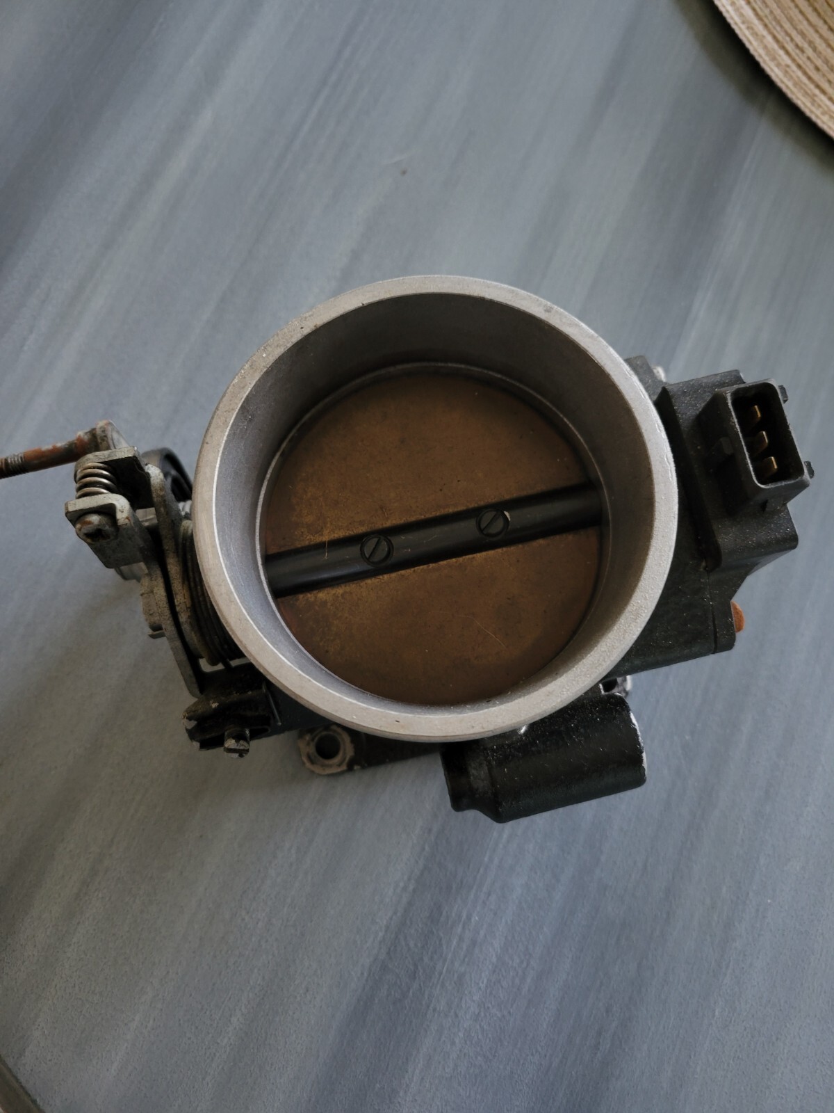 Ferrari 550 LH Left Throttle Body Part 171007