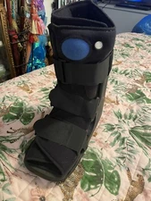 Ossur Orthopedic Walking Air Cast Boot Sz Med Brace Ankle Foot Pump Adjustable