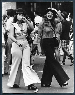 1970s FASHION INVASION BELL-BOTTOMED 