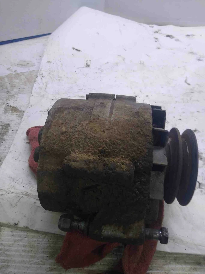 INT HARVST International Harvester Alternator 62 63 64 65 66 67 68 69 70 71 - Image 4 of 4