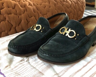 Vintage SALVATORE FERRAGAMO Navy Suede Smoking Flat Loafer  display picture 1