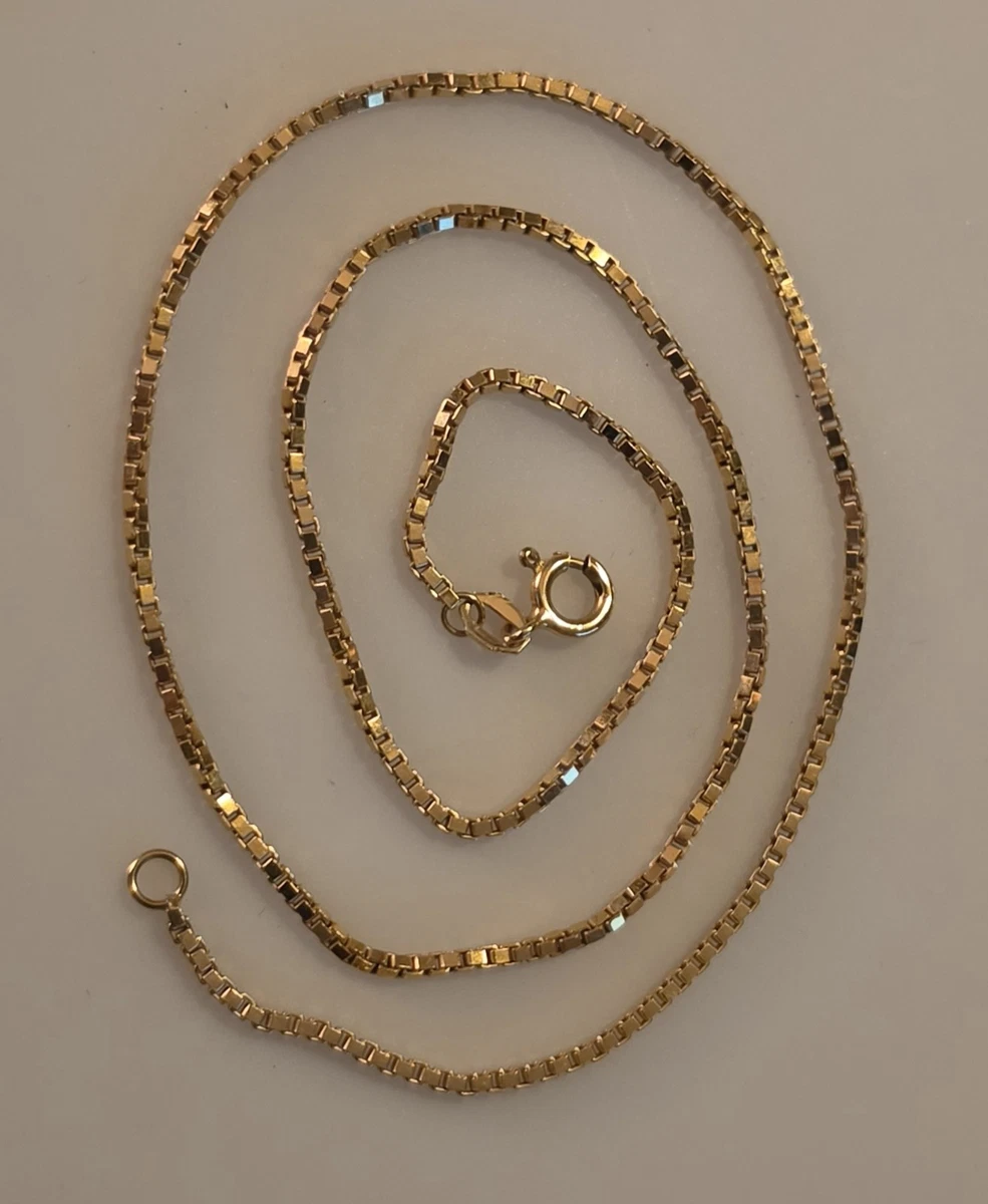 750 Gold Italy In Fine Necklaces & Pendants Without Stones for