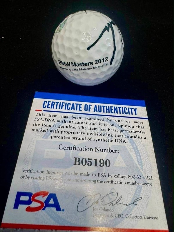 Tiger Woods Signed Golf Ball Autographed PSA/DNA Certified B05190