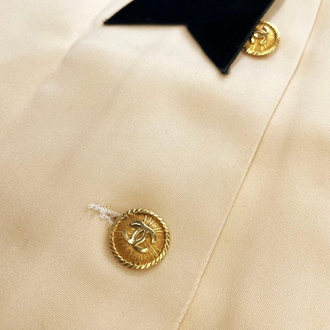 Chanel Coco Button Beige Jacket Authentic Women’s… - image 7