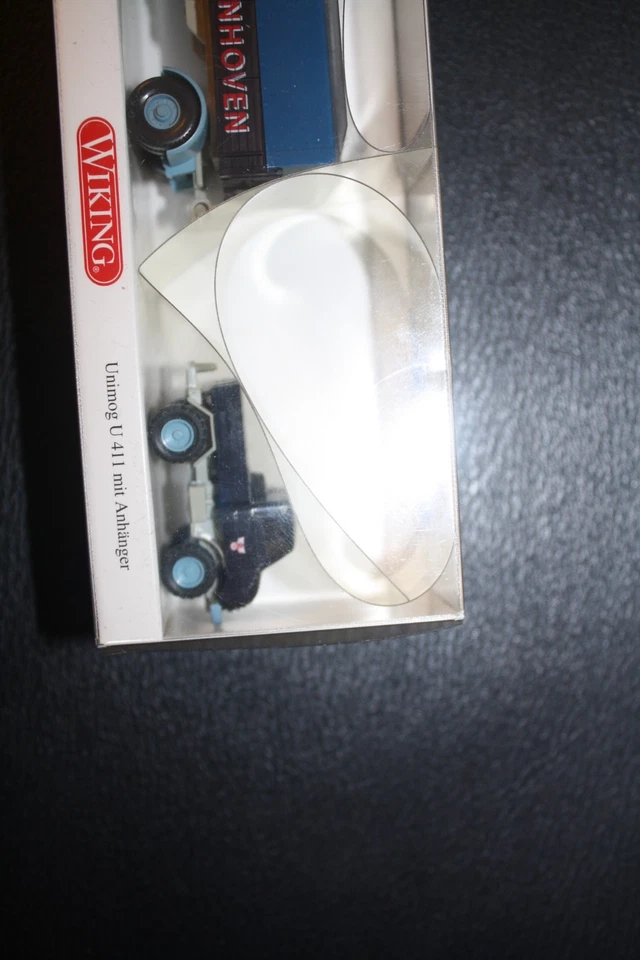 WIKING 037104 Mercedes Unimog U 411 FREYALDENHOVEN mit Anhänger OVP - Bild 4 von 4