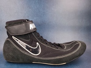 nike sweep wrestling shoes