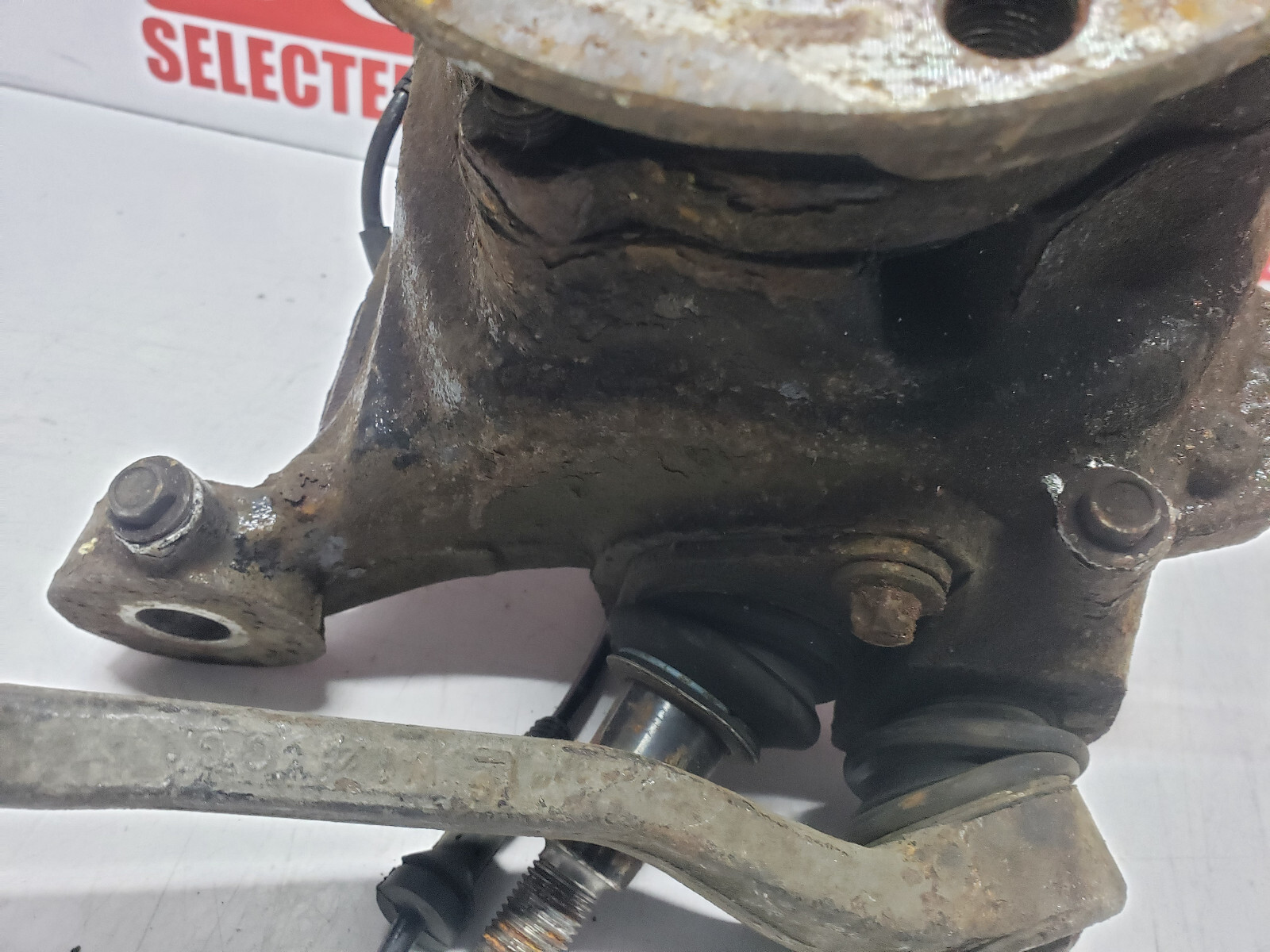 BMW F25 X3 F26 X4 FRONT LEFT WHEEL KNUCKLE 6787679 31216787679 