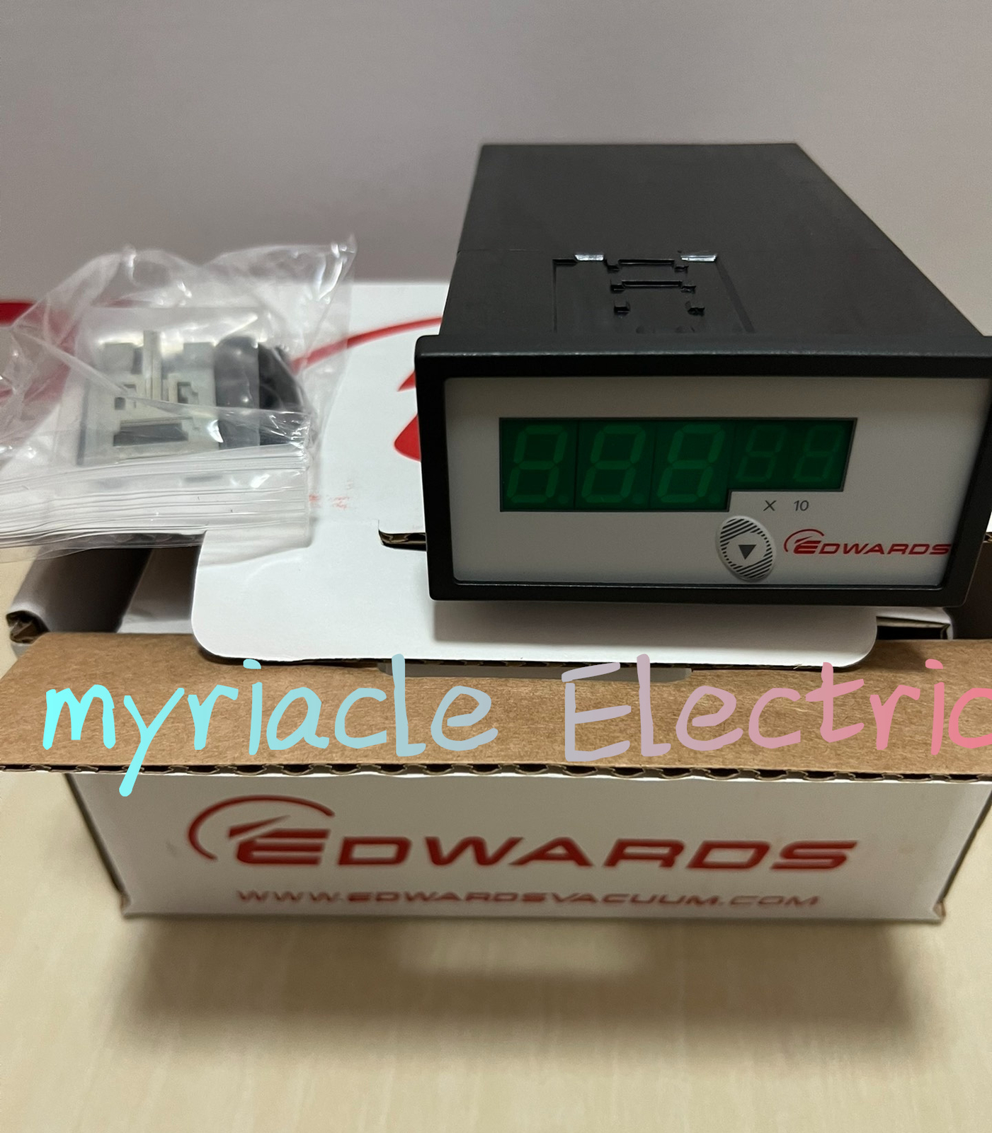 1PCS NEW Edwards D3959000 Vacuum gauge controller display DHL Fast delivery